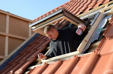 Pose de fenêtres de toit Velux à Doissat